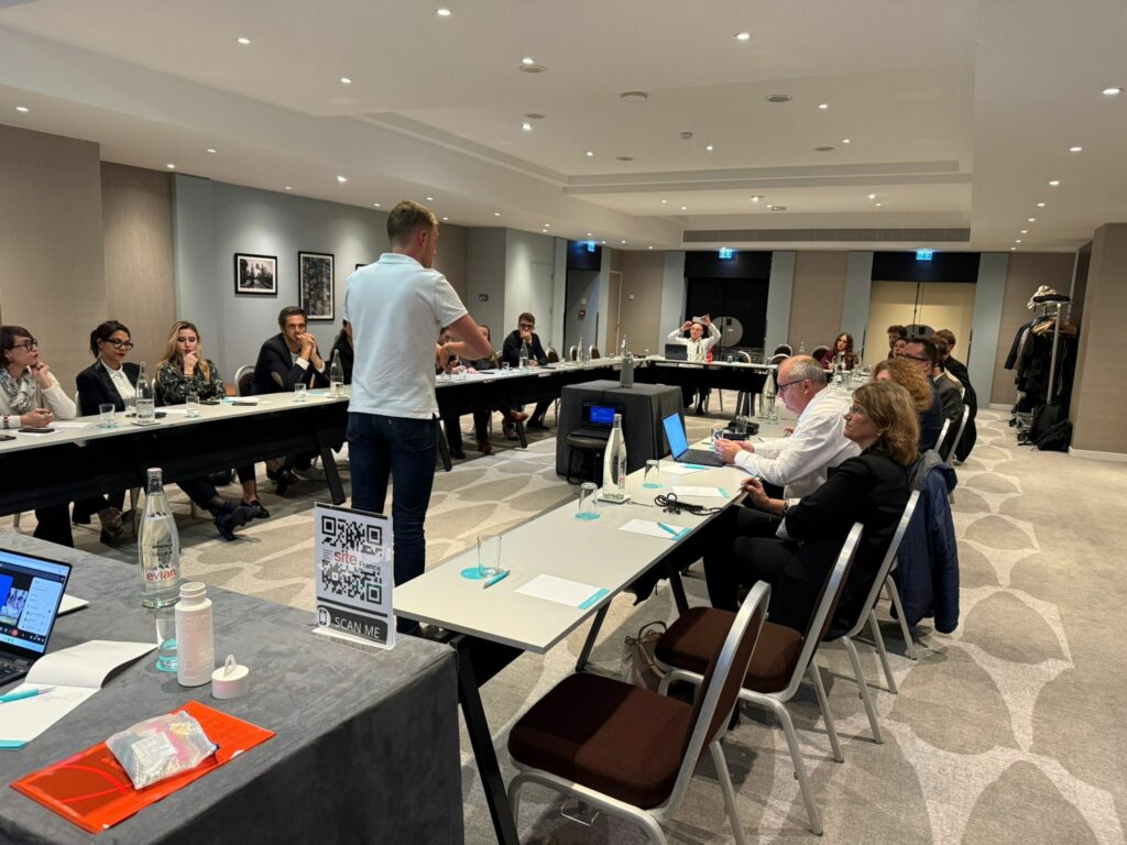 Formateur LinkedIn, IA et Canva sur-mesure